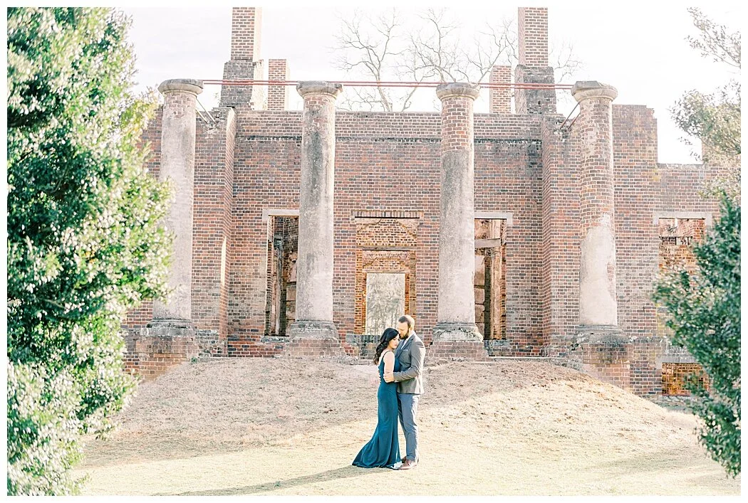 Barboursville Vineyards Engagement Photos | Charlottesville Wedding Photographer