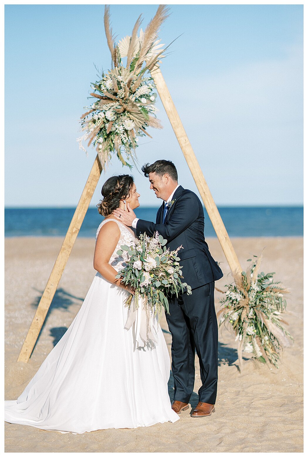 Sandbridge-Beach-Wedding-Photos-Virginia-Beach-0983.jpg