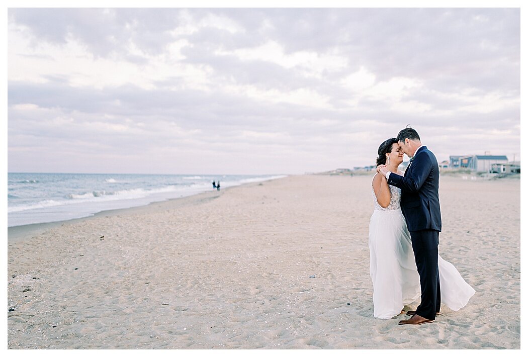 Sandbridge-Beach-Wedding-Photos-Virginia-Beach-0991.jpg