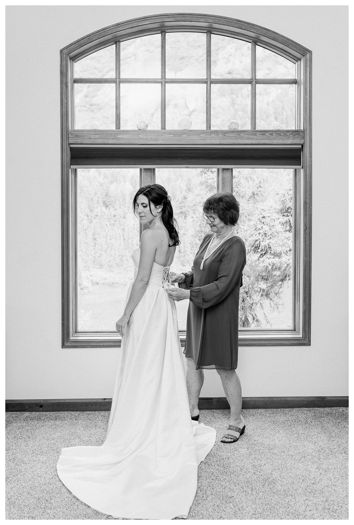 Anchorage-Wedding-Photographer_0009.jpg
