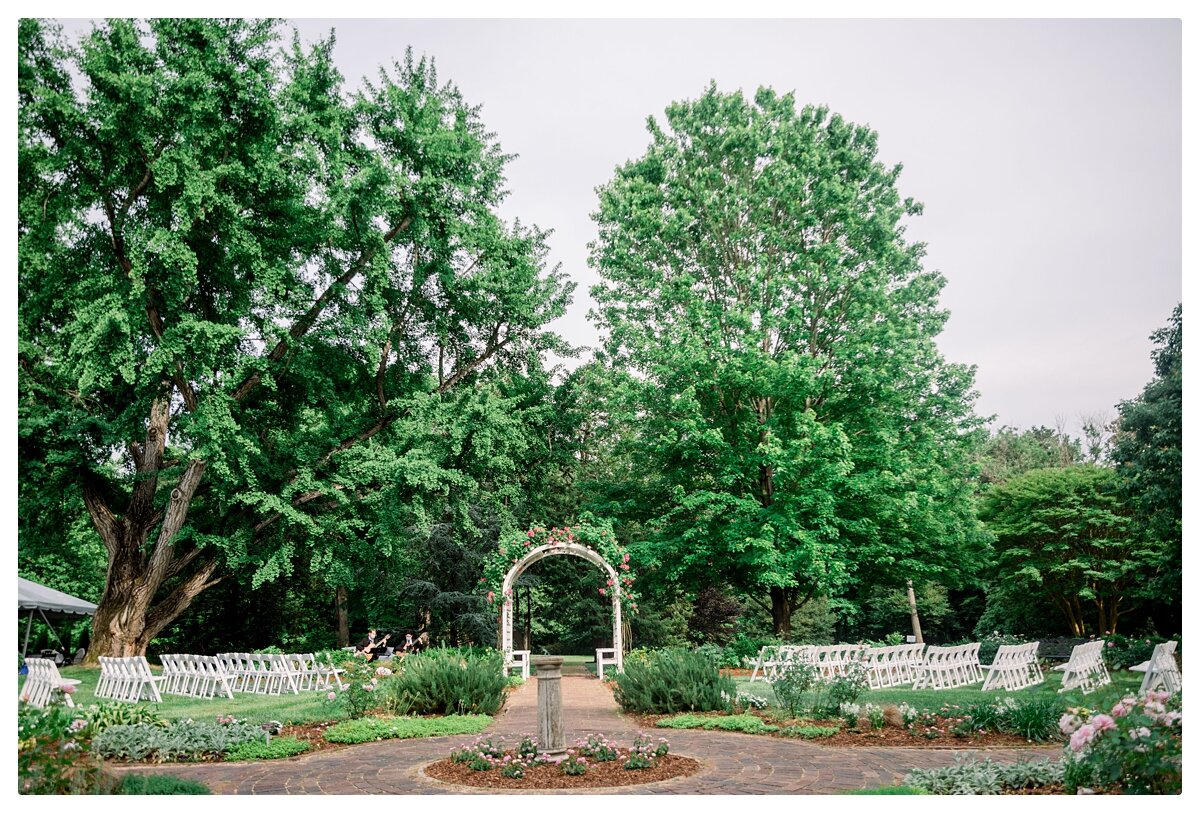 Lewis-Ginter-Botanical-Gardens-Wedding_0025.jpg