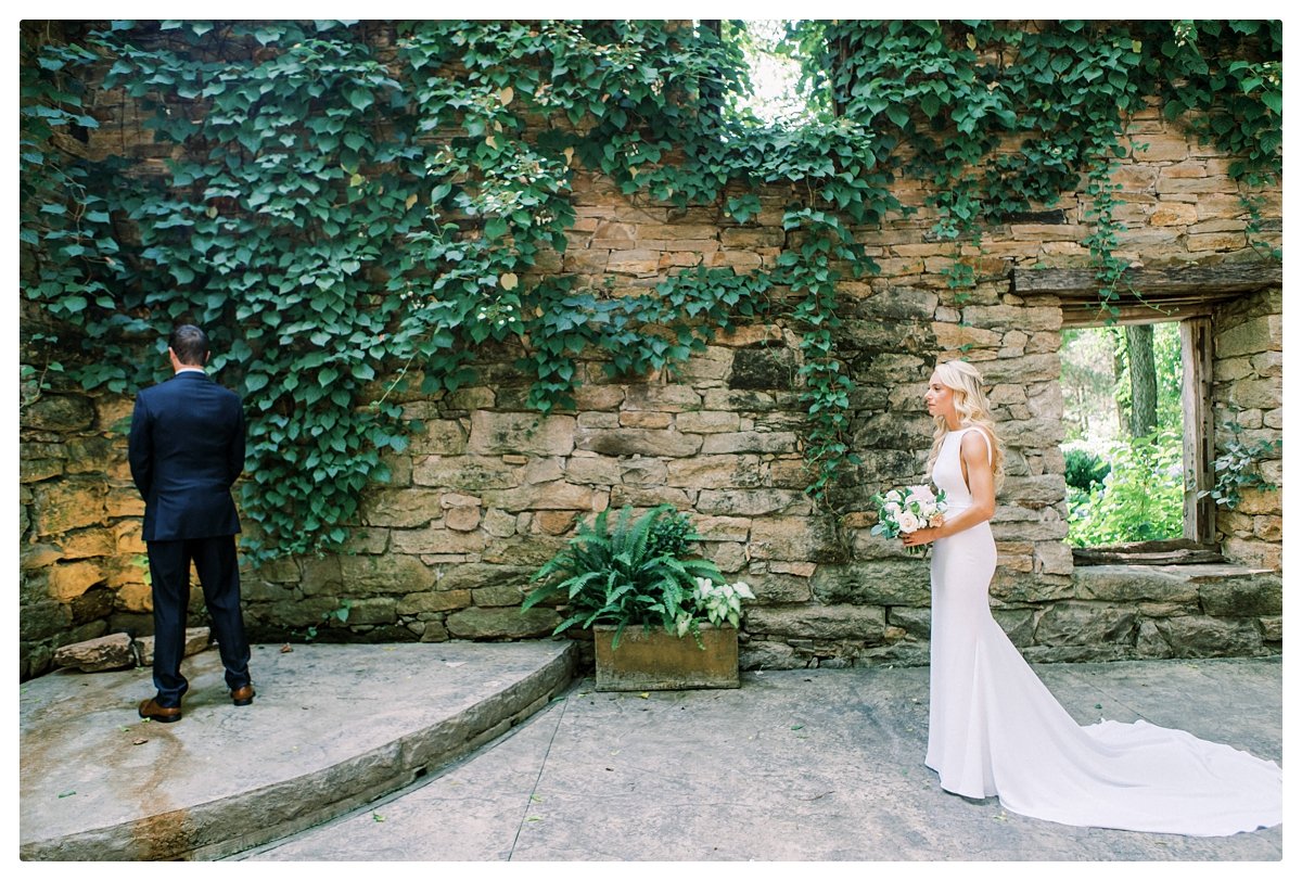 Virginia-Wedding-Photographer-Mill-at-Fine-Creek-0019.jpg