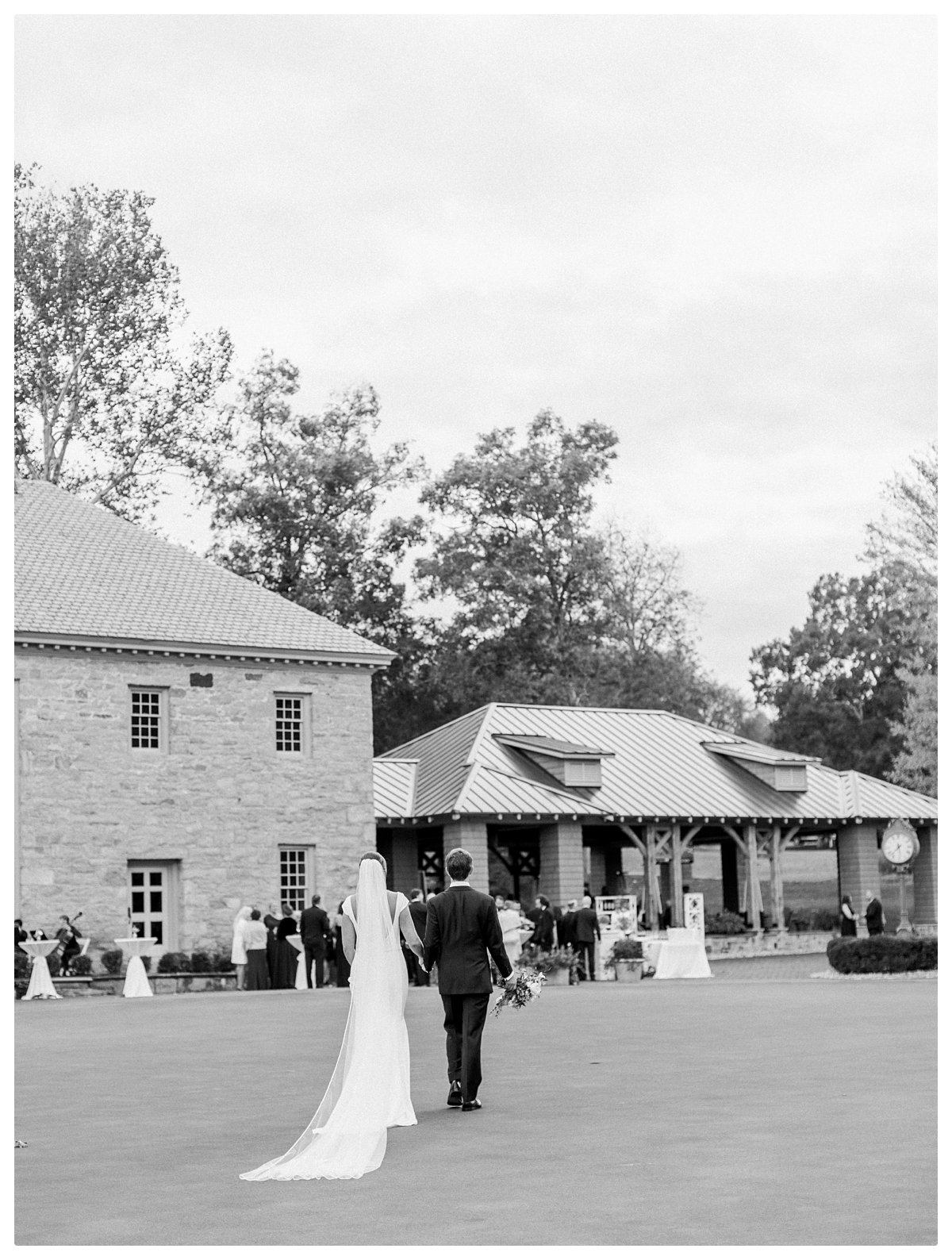Virginia-Wedding-Photographers-The-Foundry-Golf-Club-0047.jpg
