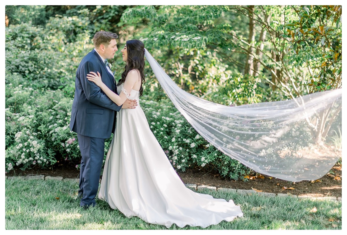 Charlottesville-Wedding-Photographers-Keswick-Vineyards-0023.jpg