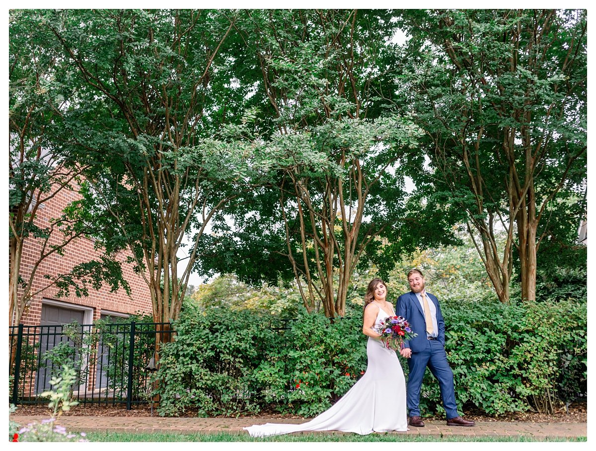 Intimate-Charlottesville-Wedding-0027.jpg