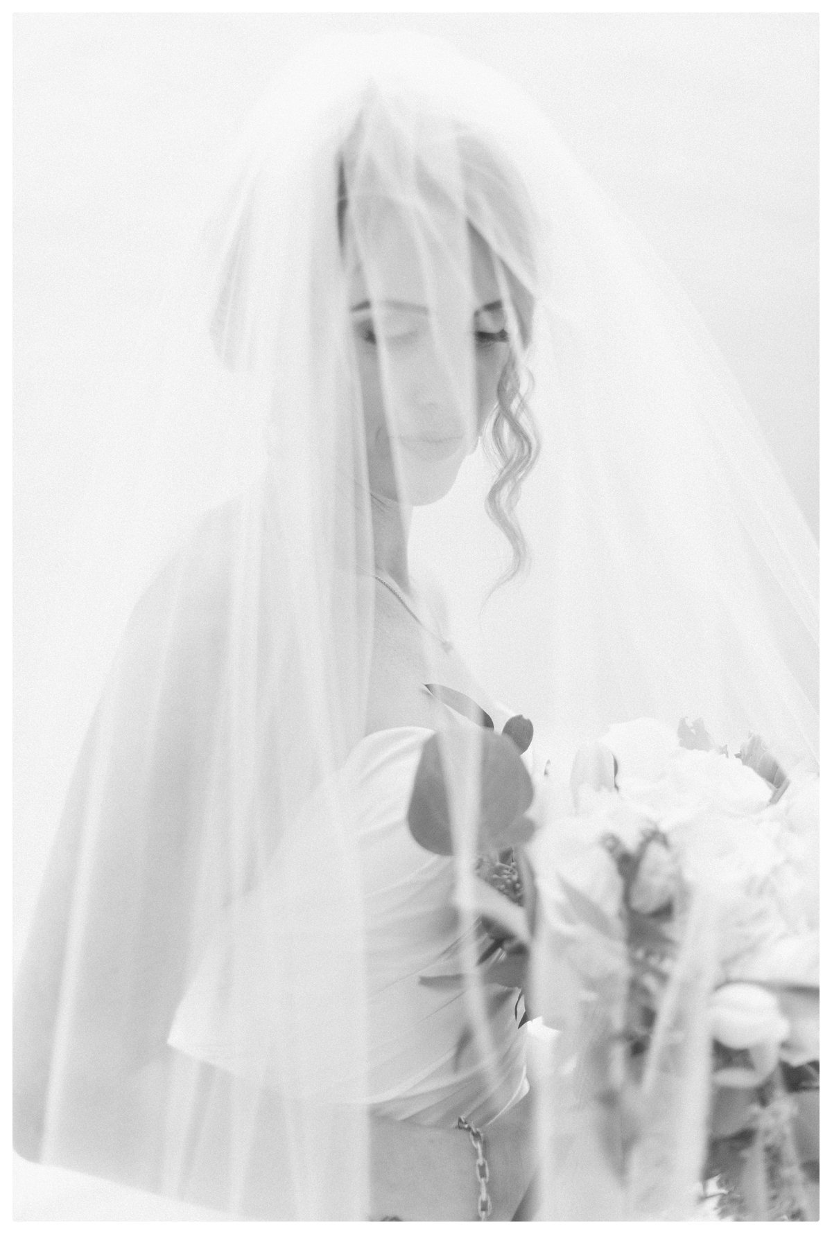 quirk-hotel-bridal-portraits-0024.jpg