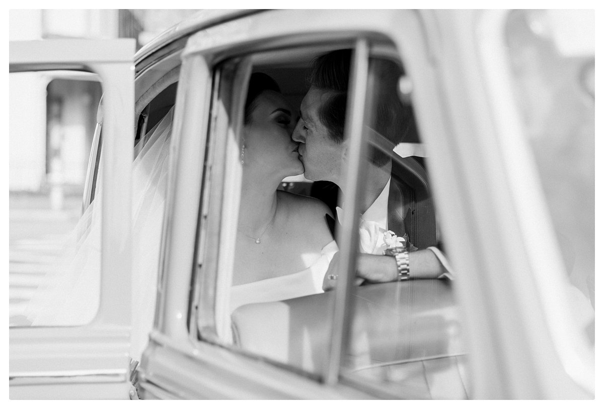 DC-wedding-photographers-Bentley-antique-car-0033.jpg