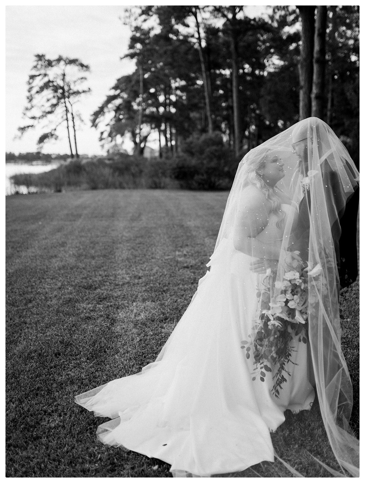 hampton-roads-wedding-photographers-0037.jpg