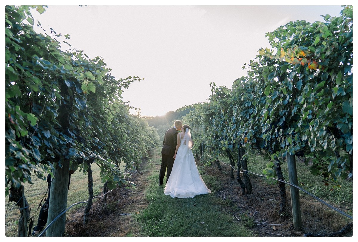 delfosse-vineyards-wedding-photos-0013.jpg