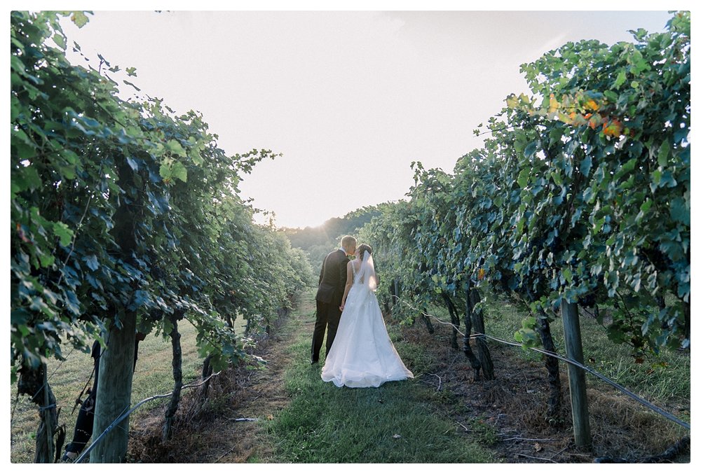 delfosse-vineyards-wedding-photos-0013.jpg