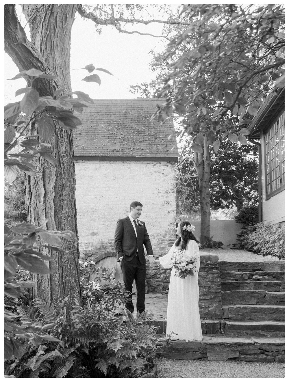 middleburg-wedding-photographers-red-fox-inn-0036.jpg