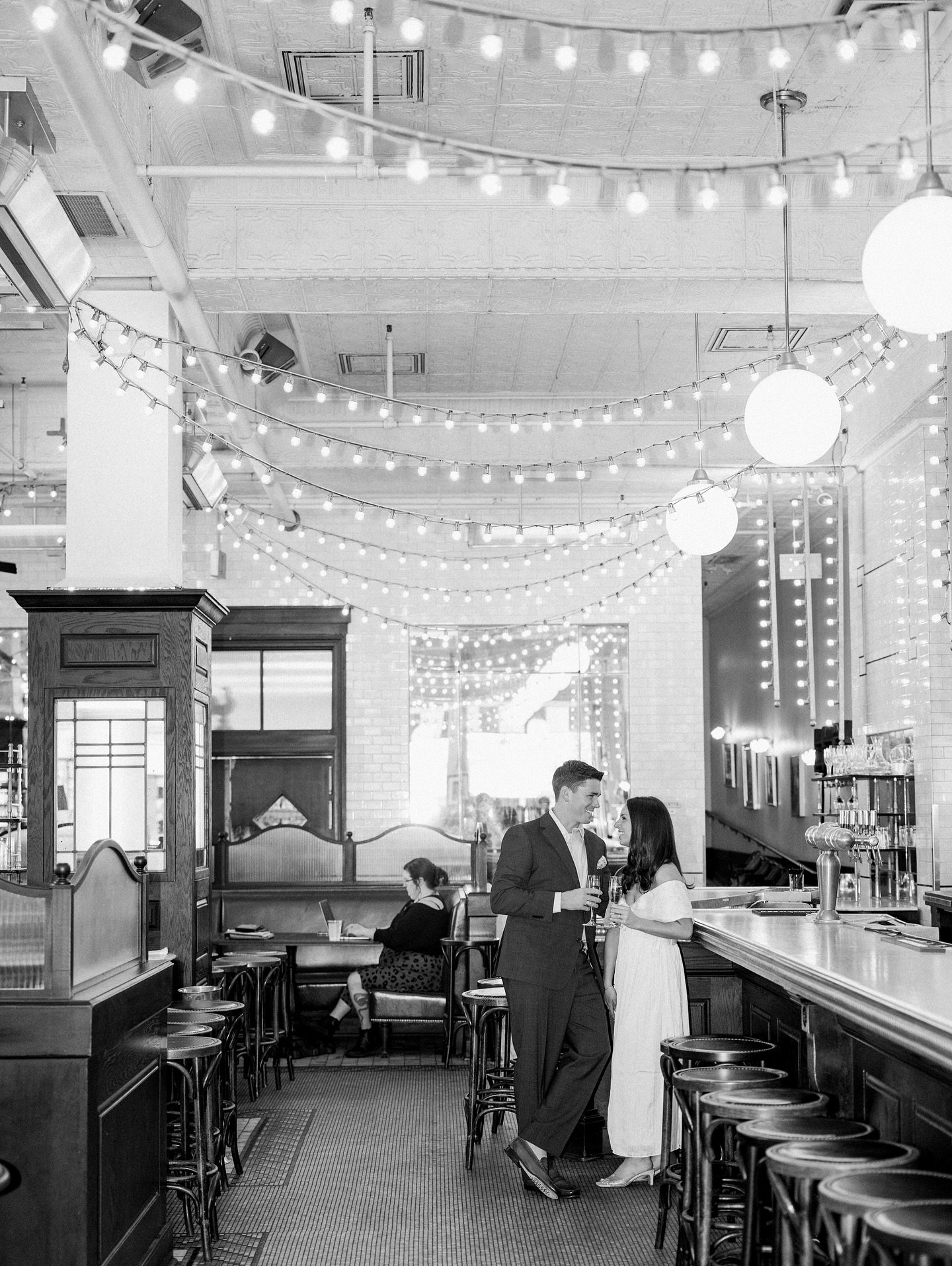 Jane &amp; Bennett understood the assignment: French caf&eacute; vibes, romance level 10, and just the right amount of champagne-fueled flirting. 

Their CanCan Brasserie session felt straight out of Paris (but make it Richmond.) She wore white, and 