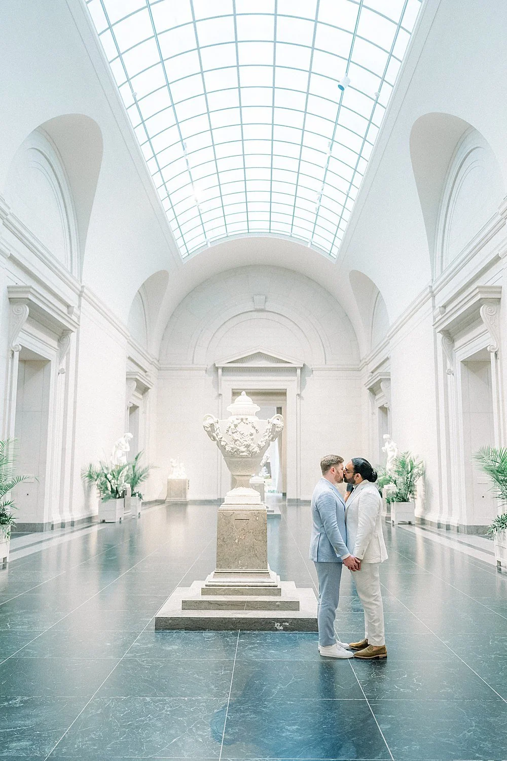 DC-Wedding-Photographer-National-Gallery-Art_0019.jpg