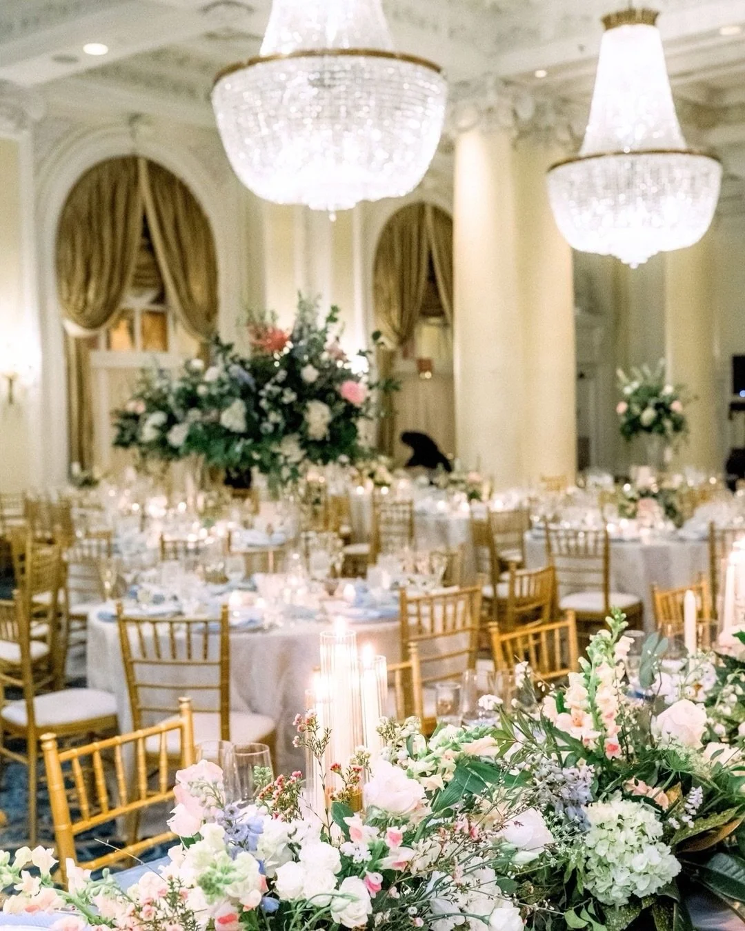 A moment for the details. So many decisions go into planning your wedding, and all the ways those thoughtful, personal elements shine through are what guests will remember.
⠀⠀⠀⠀⠀⠀⠀⠀⠀
Couples share details they&rsquo;re excited about on their question