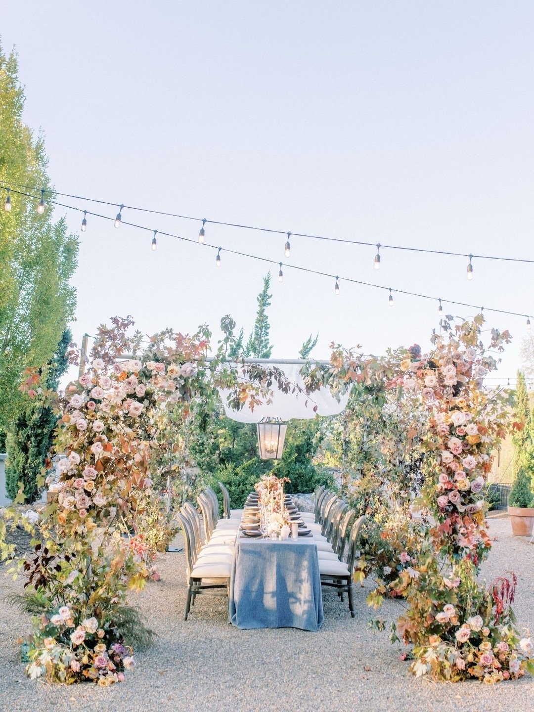 Imagine dining al fresco here with your guests, soaking up the laughter and celebrating all that is to come.
⠀⠀⠀⠀⠀⠀⠀⠀⠀
#welcomeparty #rehearsaldinner #weddingreception #CharlestonWeddingPhotographer #SCweddingPhotographer
⠀⠀⠀⠀⠀⠀⠀⠀⠀
Venue: @hoteldomes