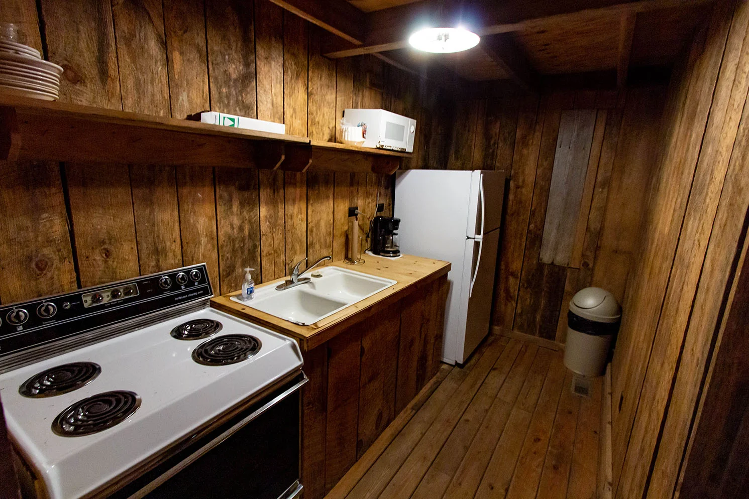 Creekside Kitchen.jpg