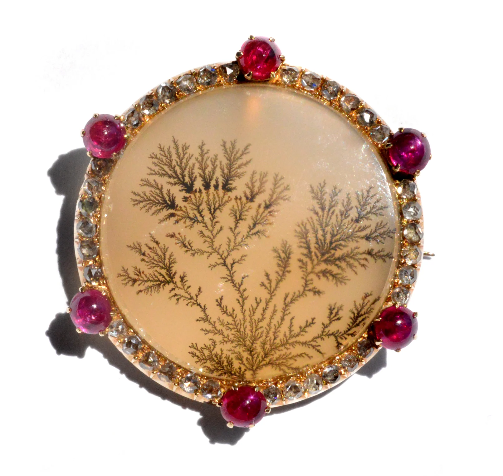 Antique moss agate in the Autumn sun