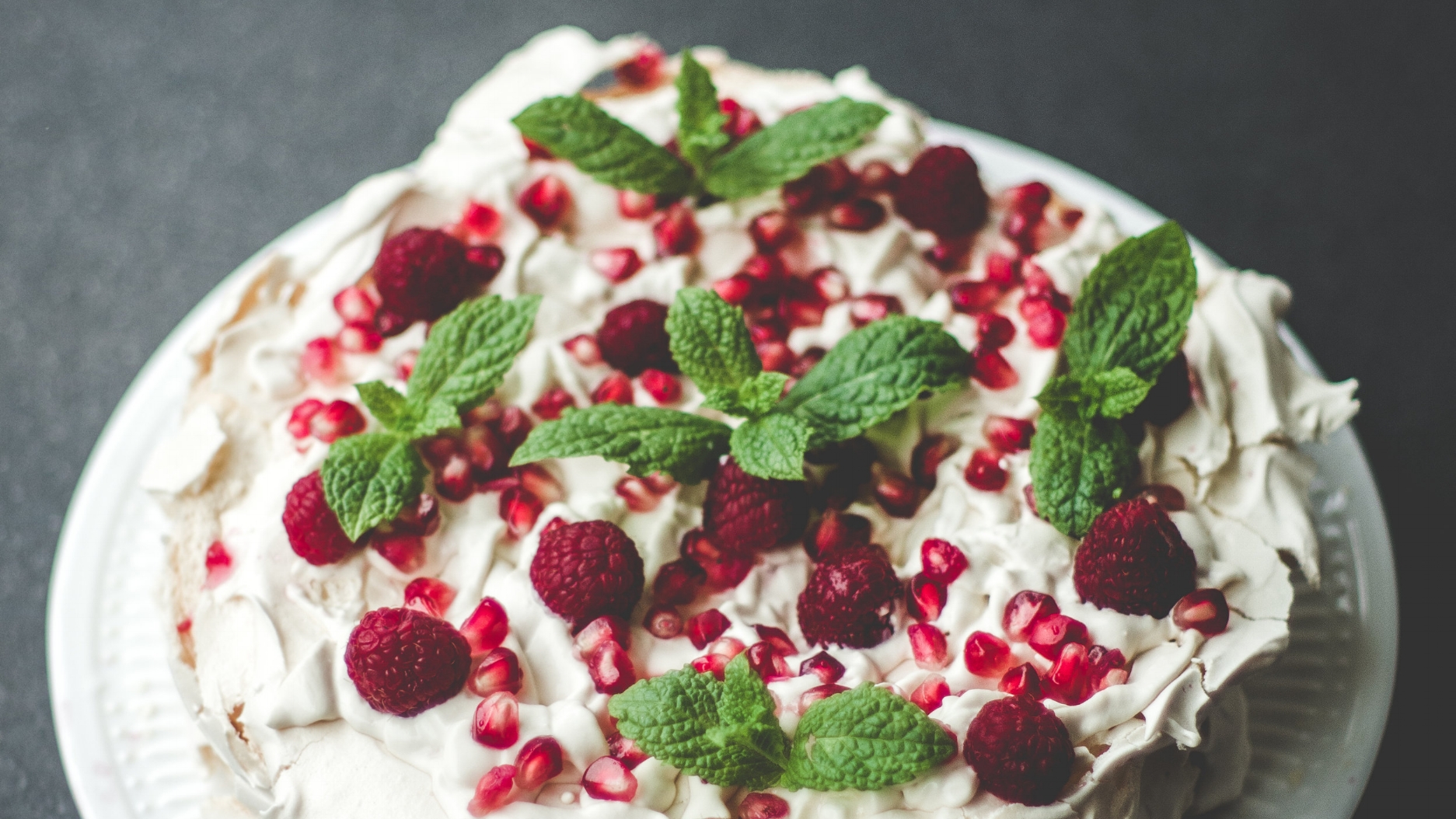 ENJOY PAVLOVA-LUV