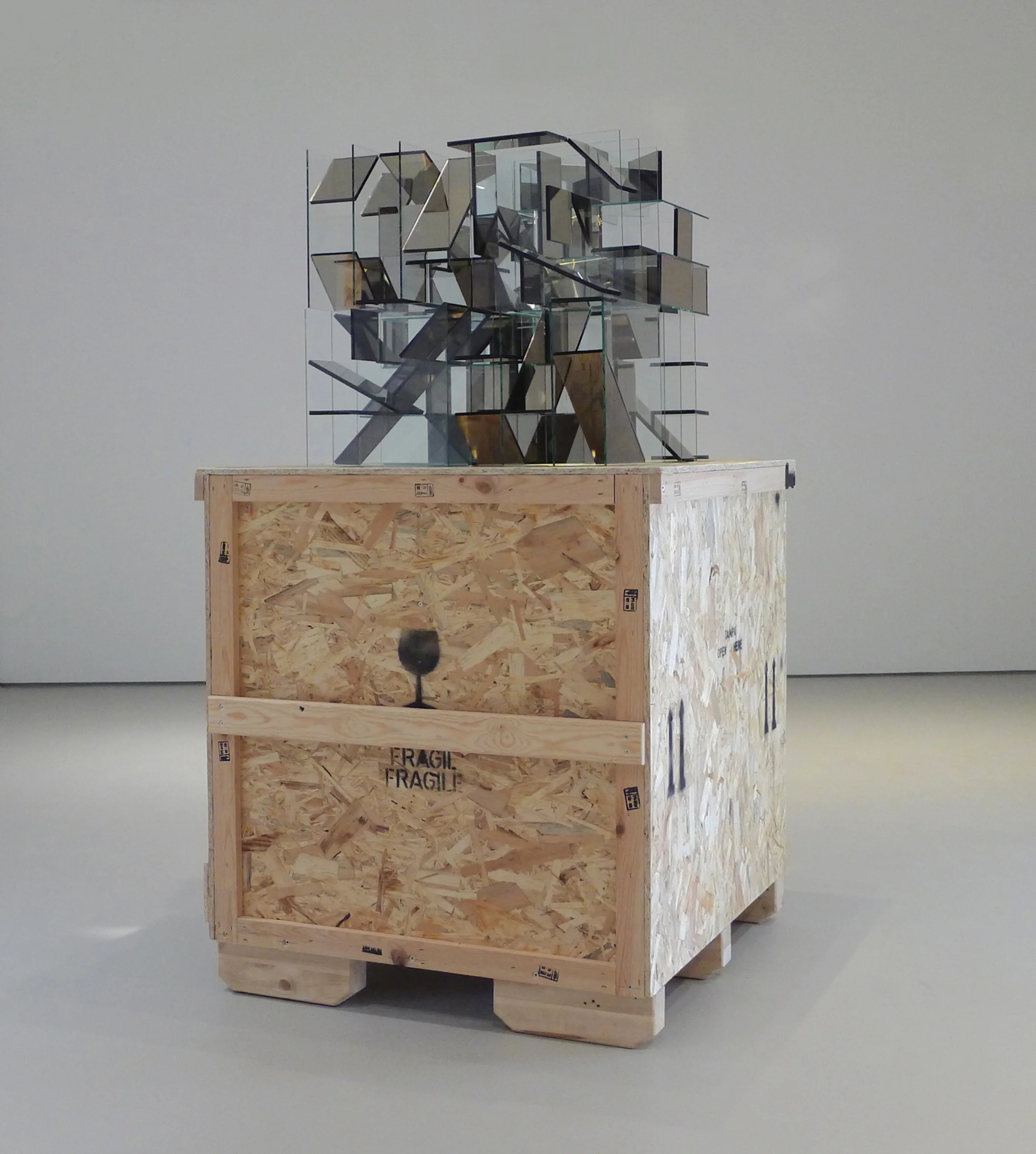BLACK BOX RETOCADA.jpg