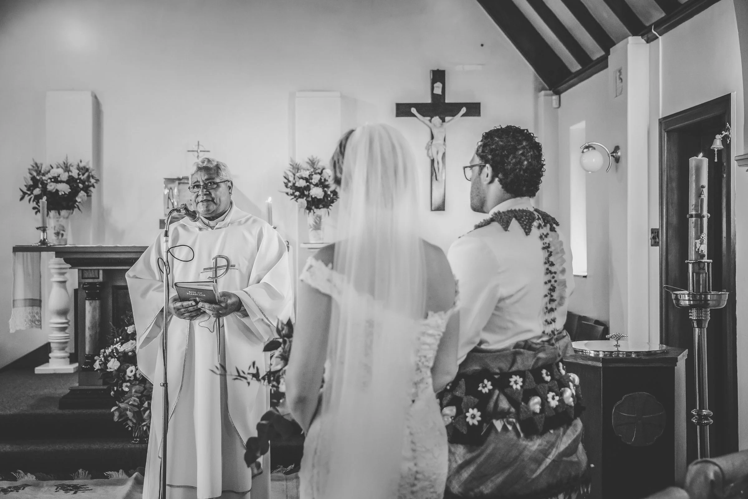 limitedBen&LauraWed_0259_bw_highres.jpg