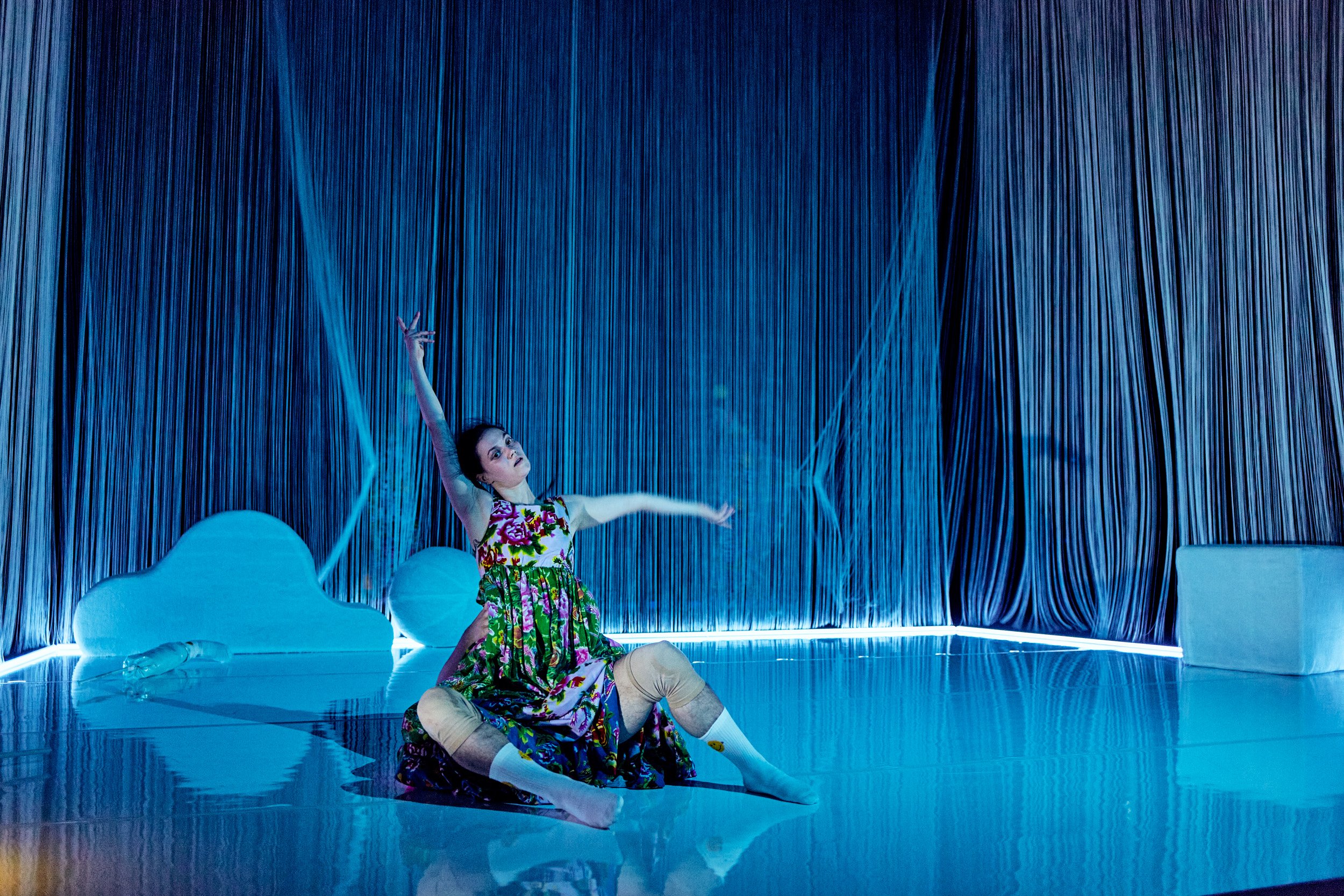 THANK YOU HAVE A NICE DAY Gunilla Lind Danseteater thank-you-have-a-nice-day-gunilla-lind-danseteater
