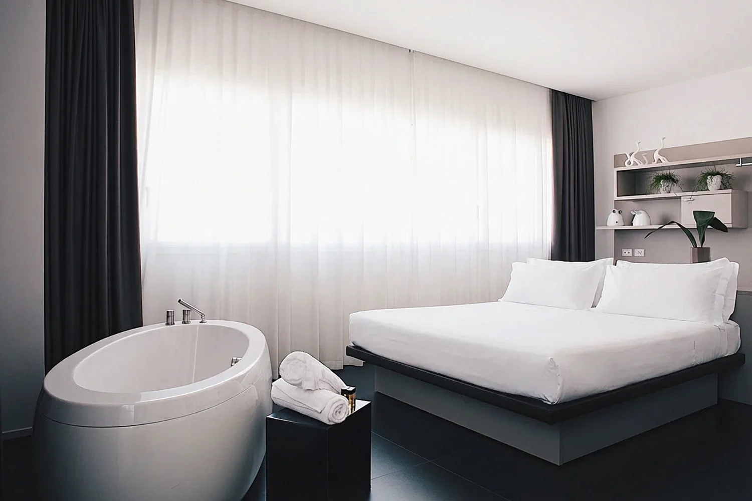 le-nove-hotel-rooms-love-11.jpg