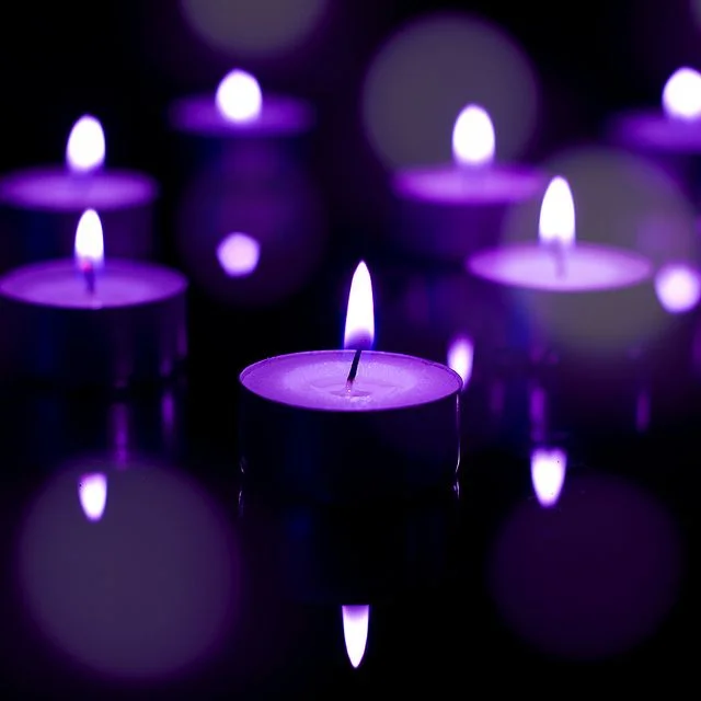banner candle.jpg