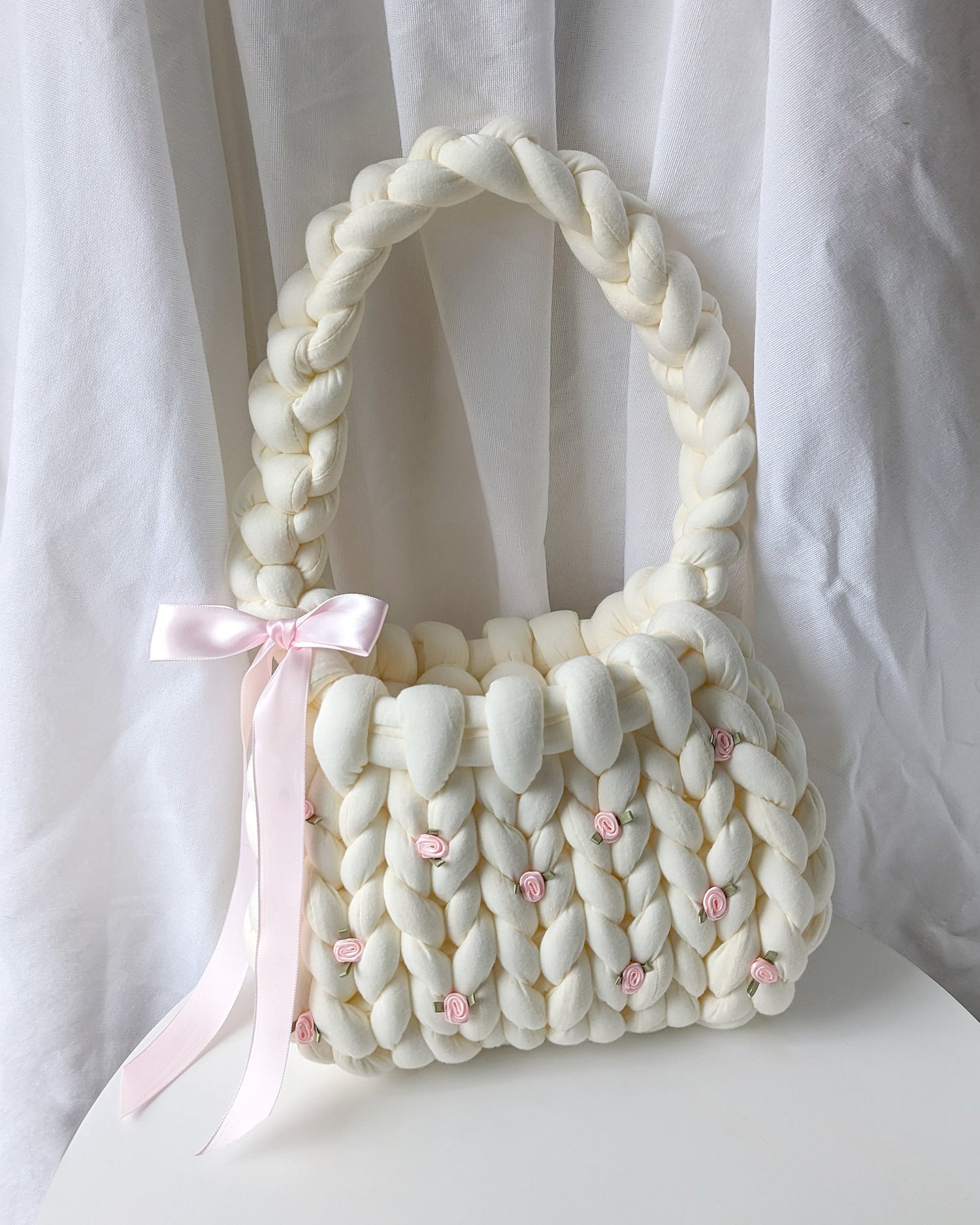 https://withchelle.com/shop/rosey-chunky-knit-bag