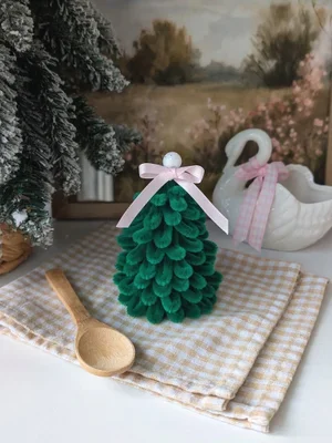 Easy Pipe Cleaner Crafts for the Holidays: Festive Trees, Wreaths &amp; More