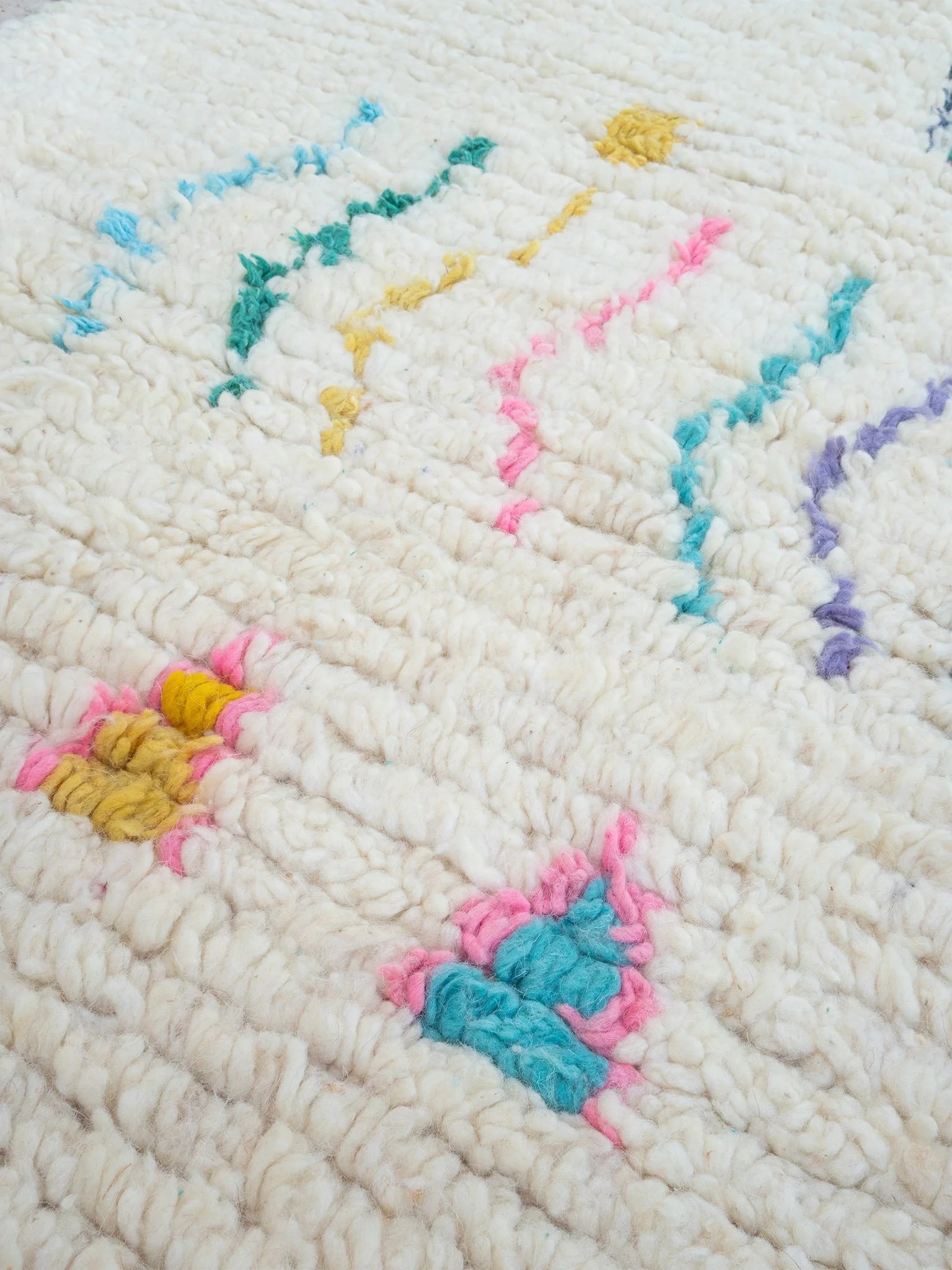 aventyr-moroccan-azilal-wool-rug-samira-4.jpg