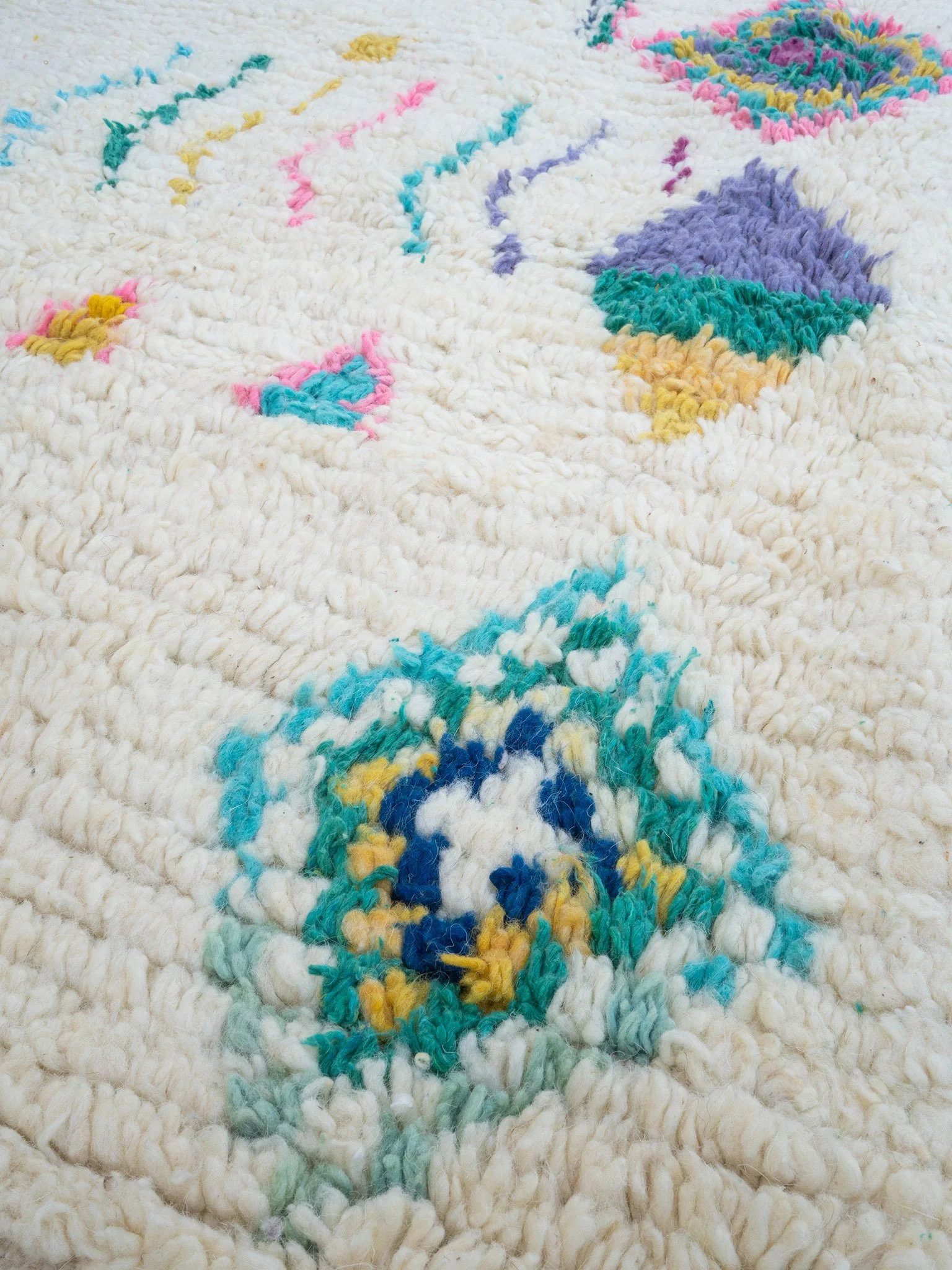 aventyr-moroccan-azilal-wool-rug-samira-5.jpg