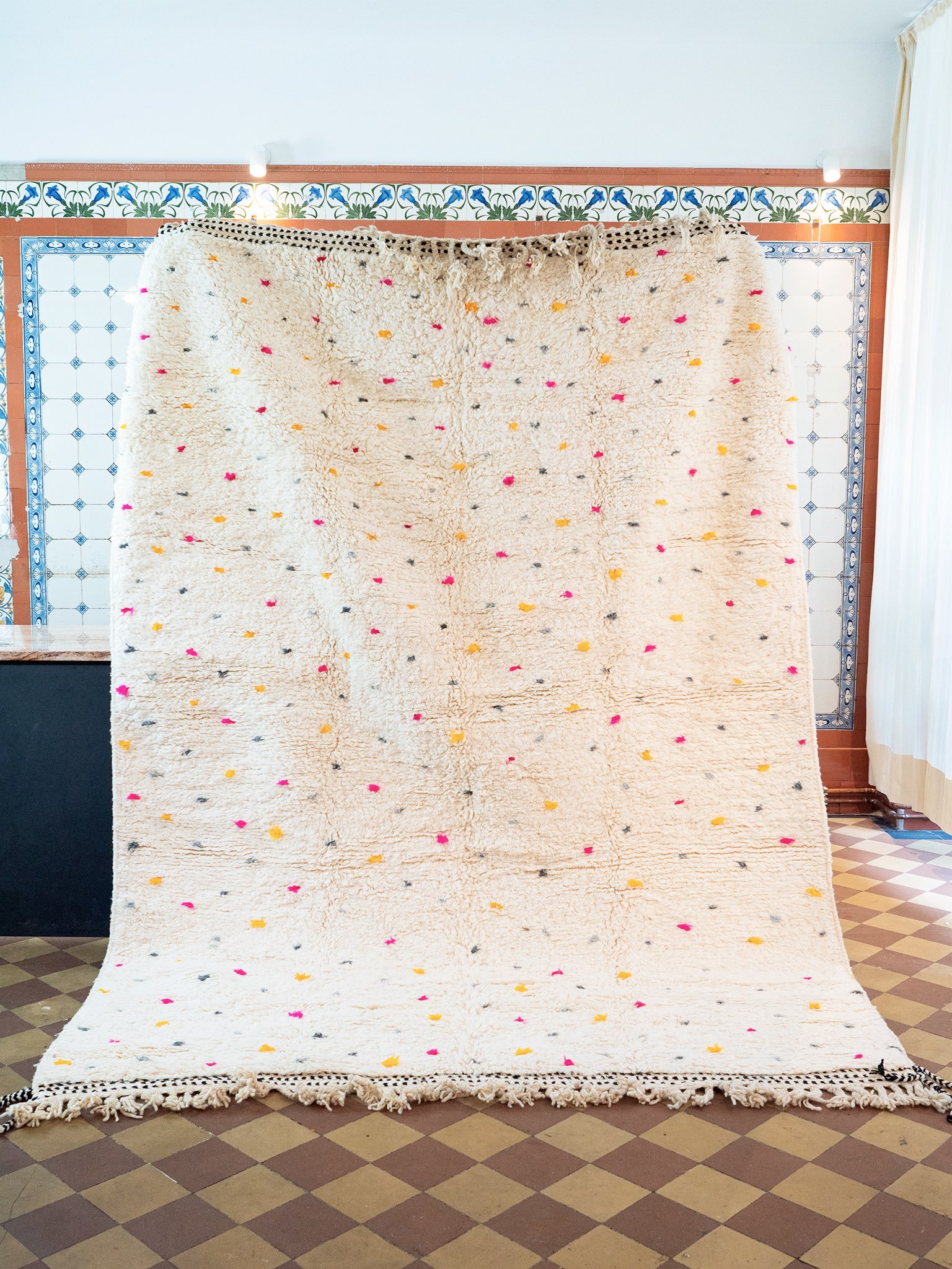 MOROCCAN Beni Ourain WOOL RUG - Layla - 332 x 210 cm