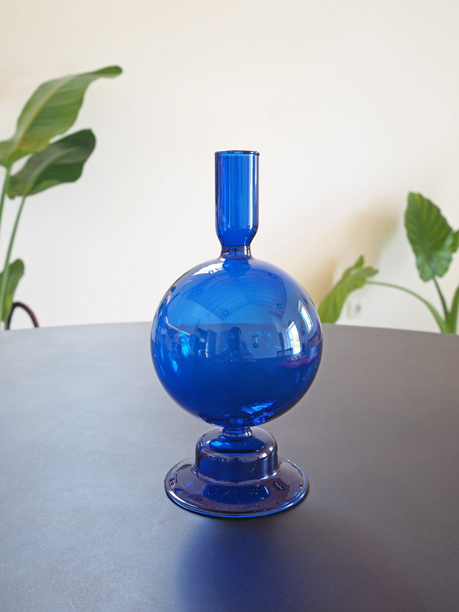 Blue-Glass-Candlestick-Stands-ball.jpg