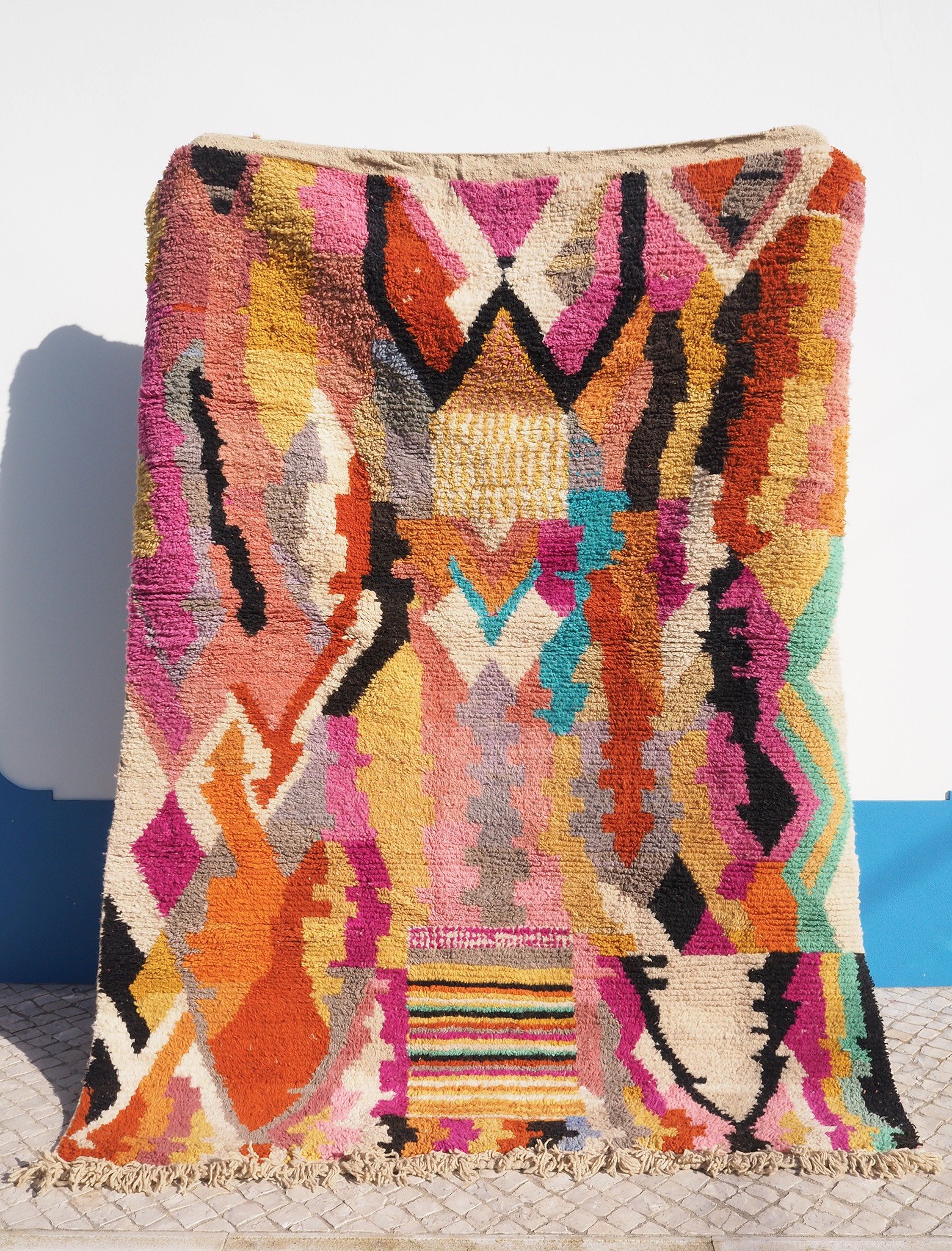 aventyr-moroccan-boujad-wool-rug-iliad-300x200cm-1.jpg