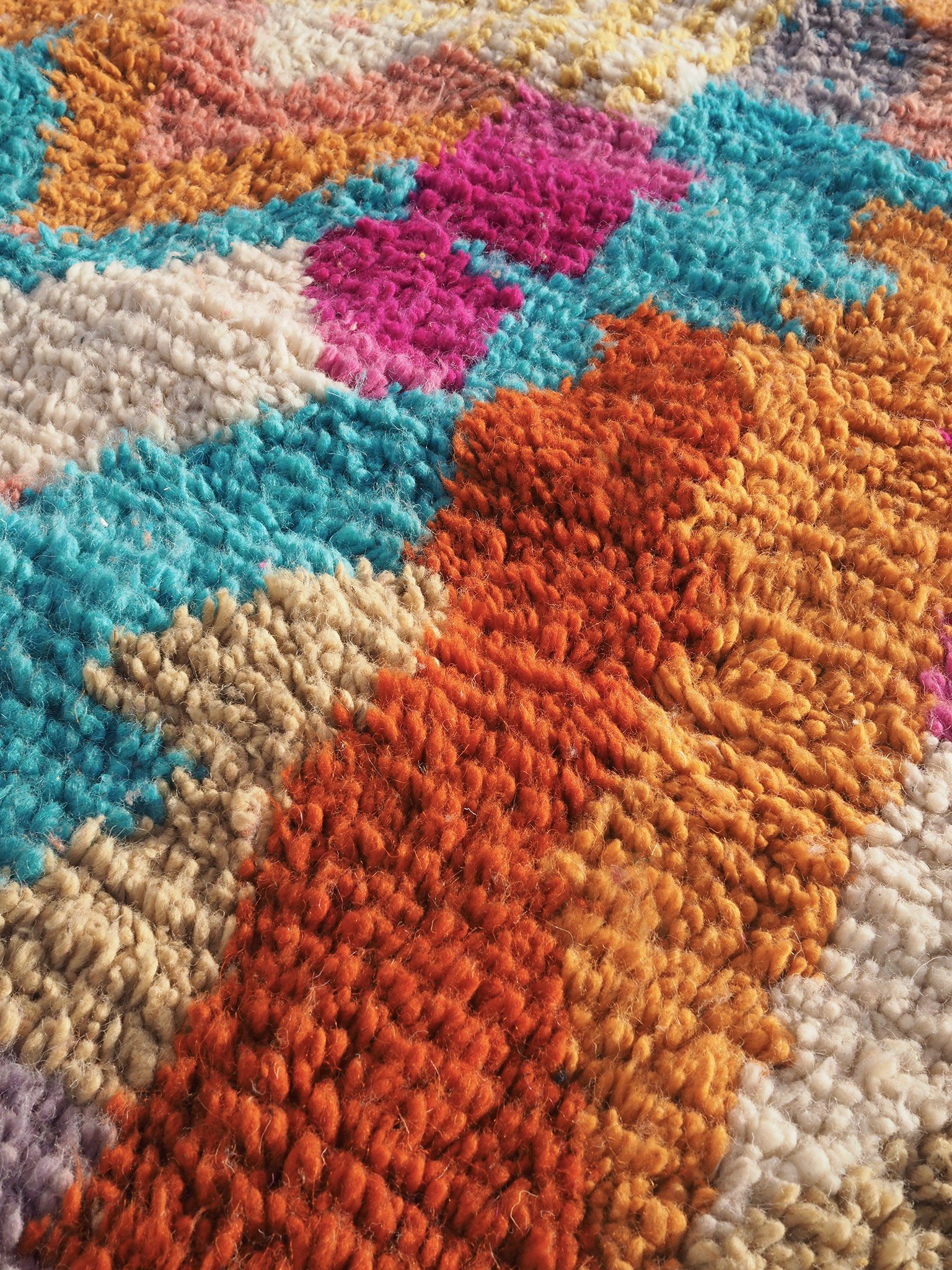 aventyr-moroccan-boujad-wool-rug-iliad-300x200cm-6.jpg