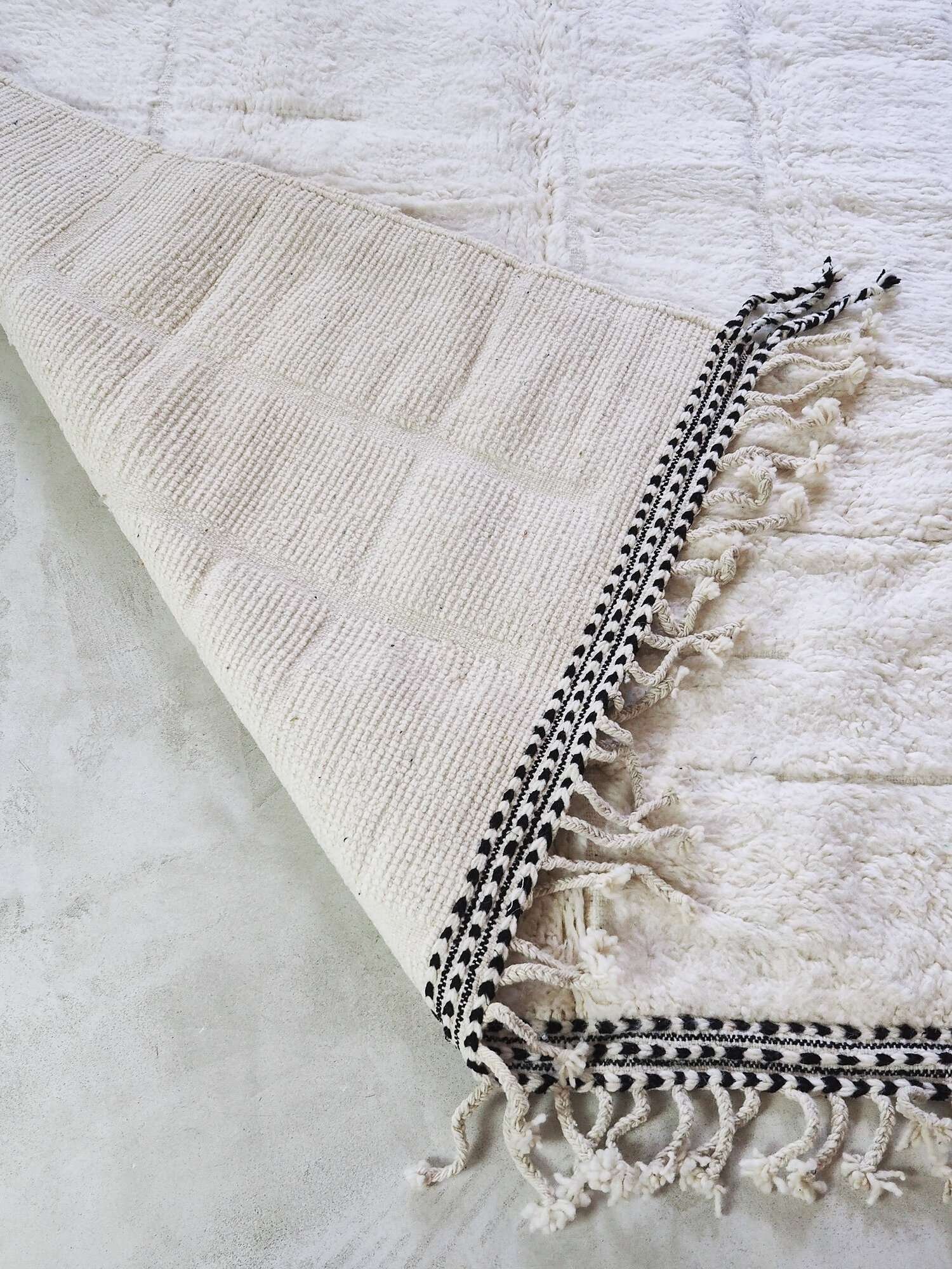 aventyr-moroccan-beni-ourain-wool-rug-fatima-7.jpeg