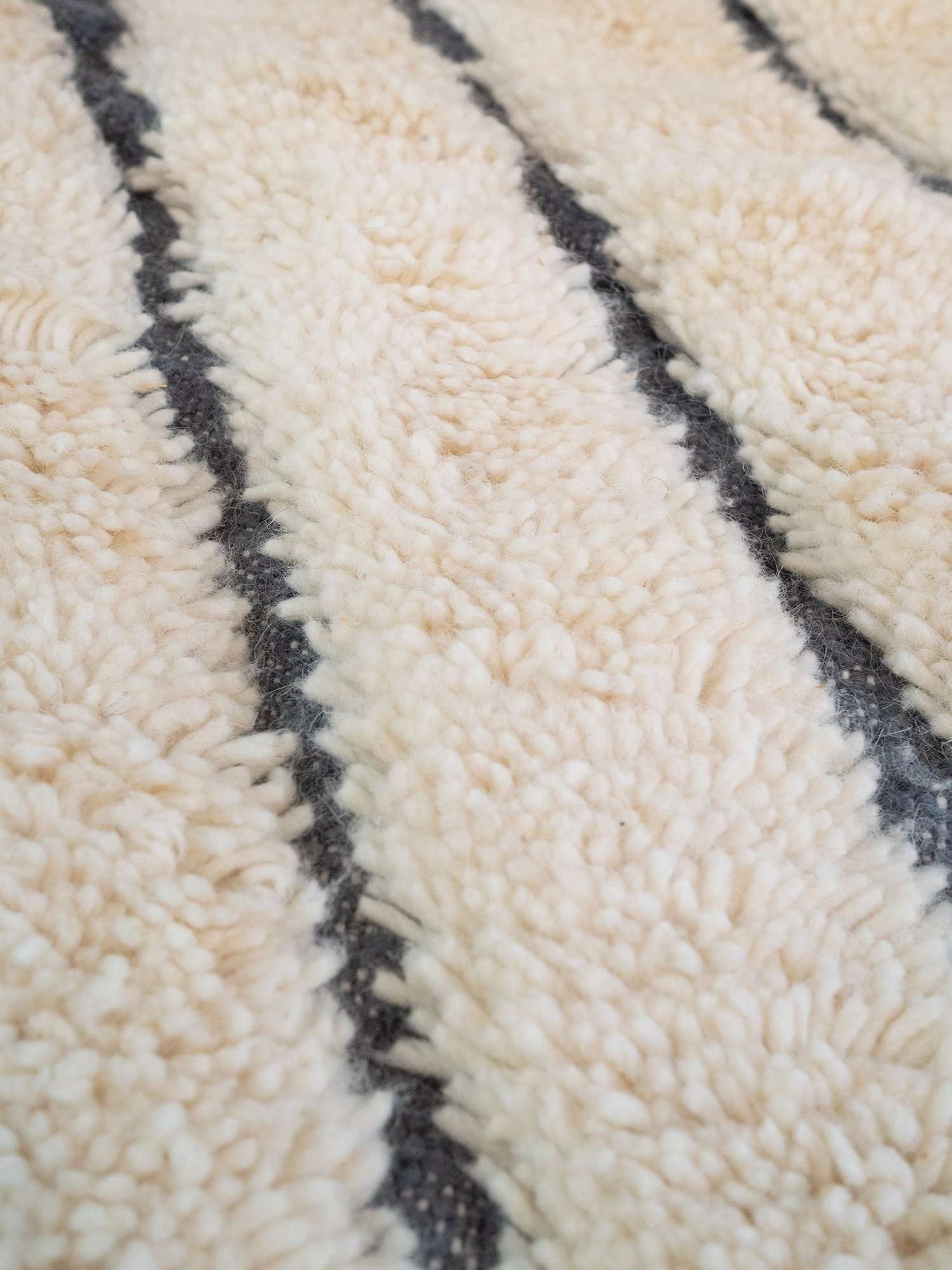 aventyr-moroccan-beni-ourain-wool-rug-antara-4.jpeg