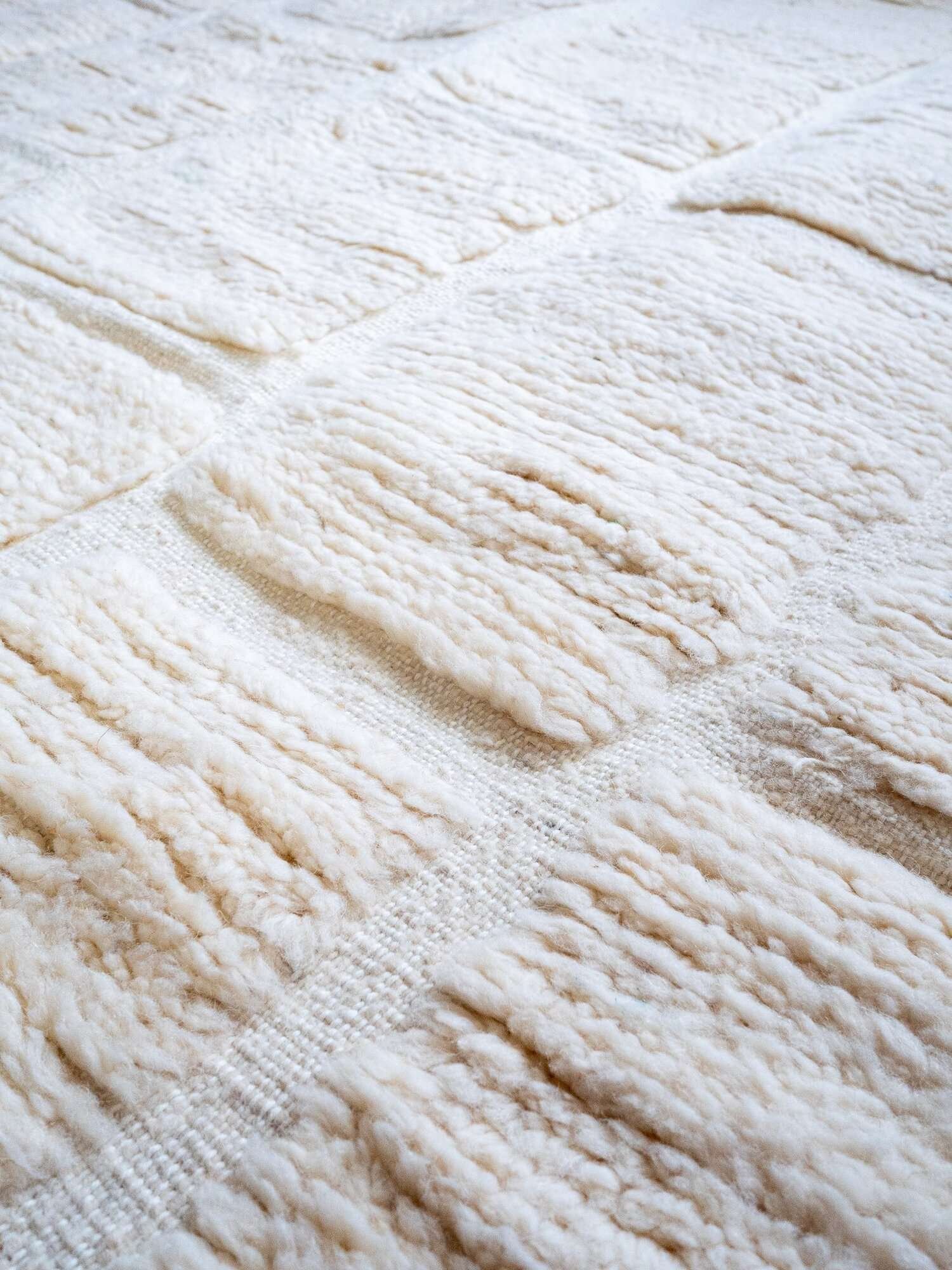 aventyr-moroccan-beni-ourain-wool-rug-nahla-2.jpeg