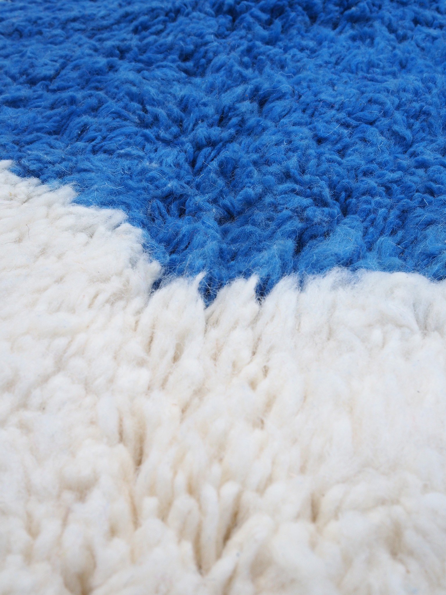 aventyr-moroccan-beniourain-wool-rug-le-bleu-4.jpg