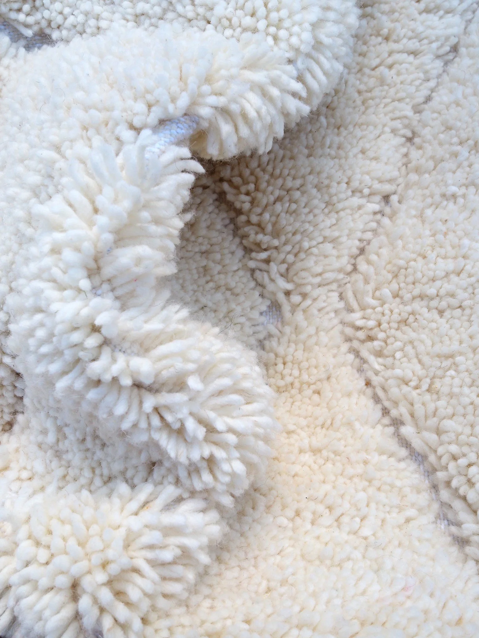 aventyr-moroccan-beniourain-wool-rug-cloud-5.jpg