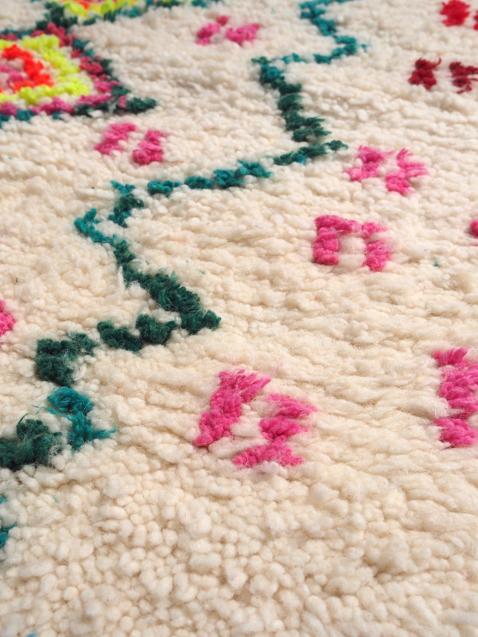 aventyr-moroccan-azilal-wool-rug-happy-diamonds-2.jpg