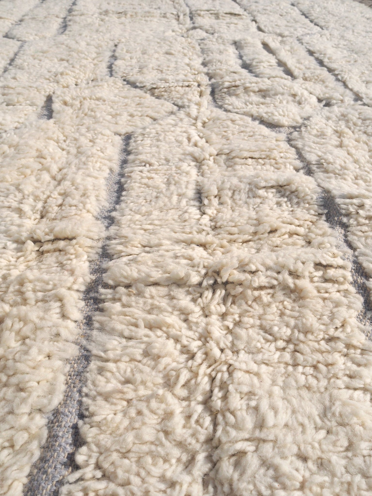 moroccan-beniourian-wool-rug-Adnan-3.jpg
