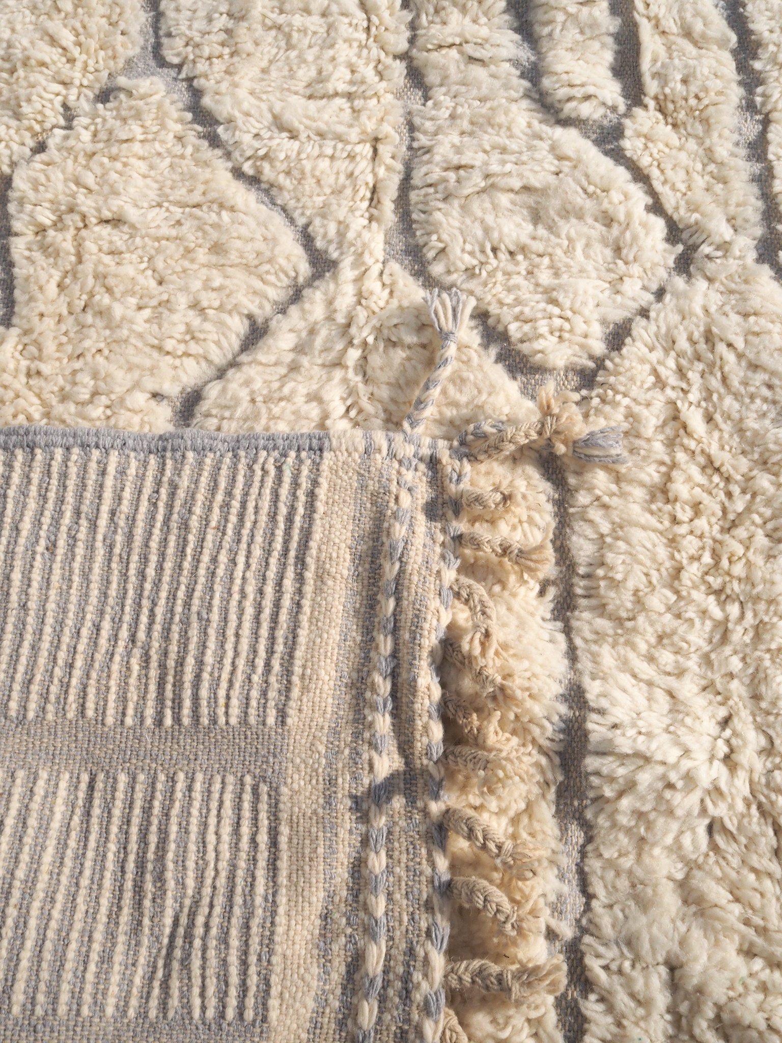 moroccan-beniourian-wool-rug-Adnan-5.jpg