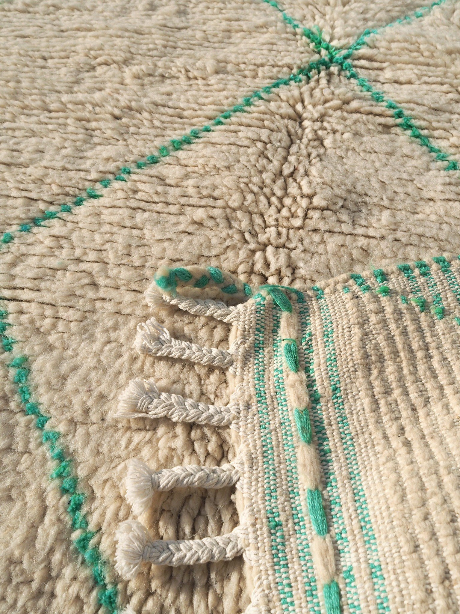 moroccan-beniourian-wool-rug-alami-4.jpg