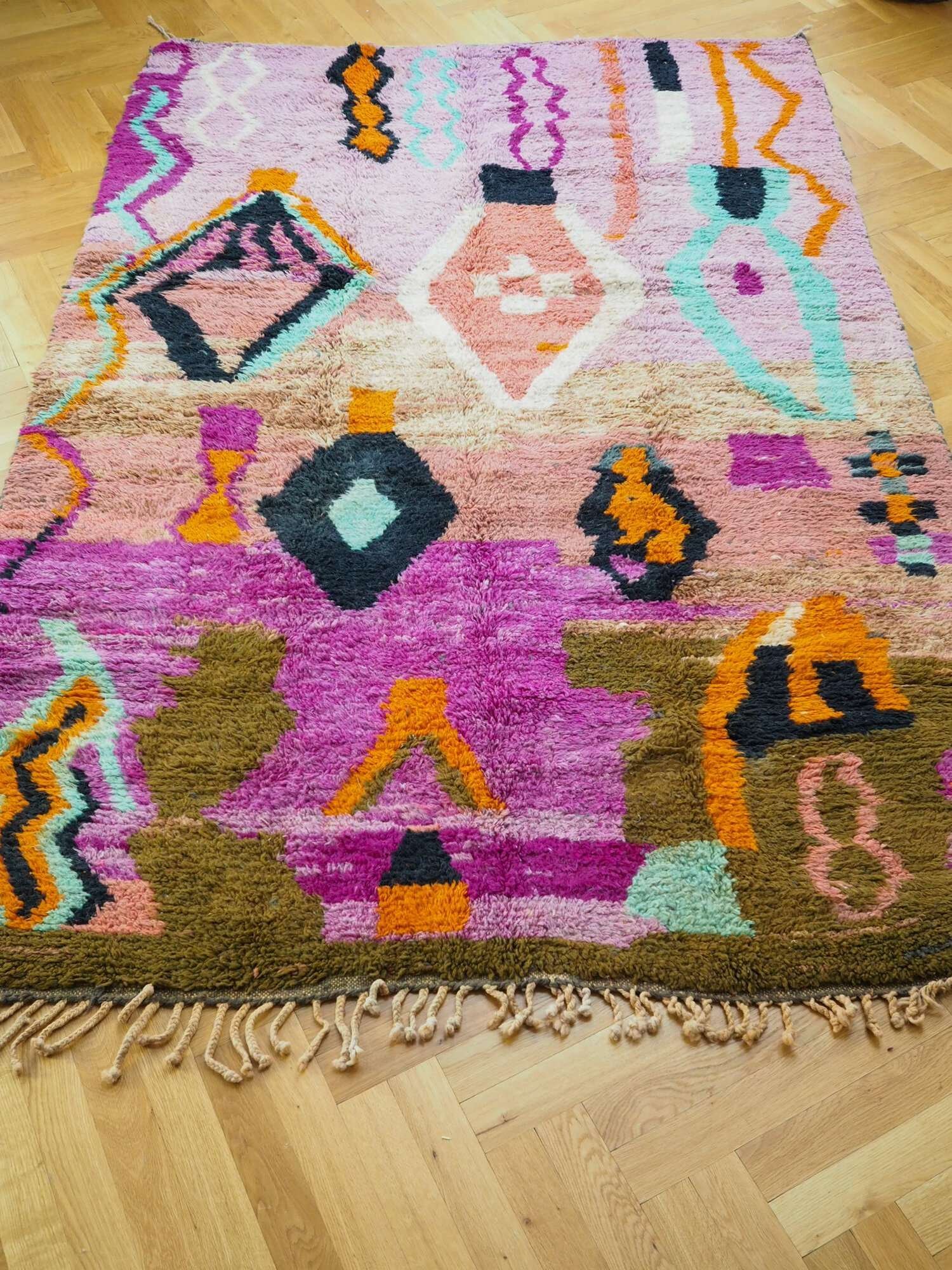 aventyr-moroccan-boujad-wool-rug-deep-forest-6.jpeg