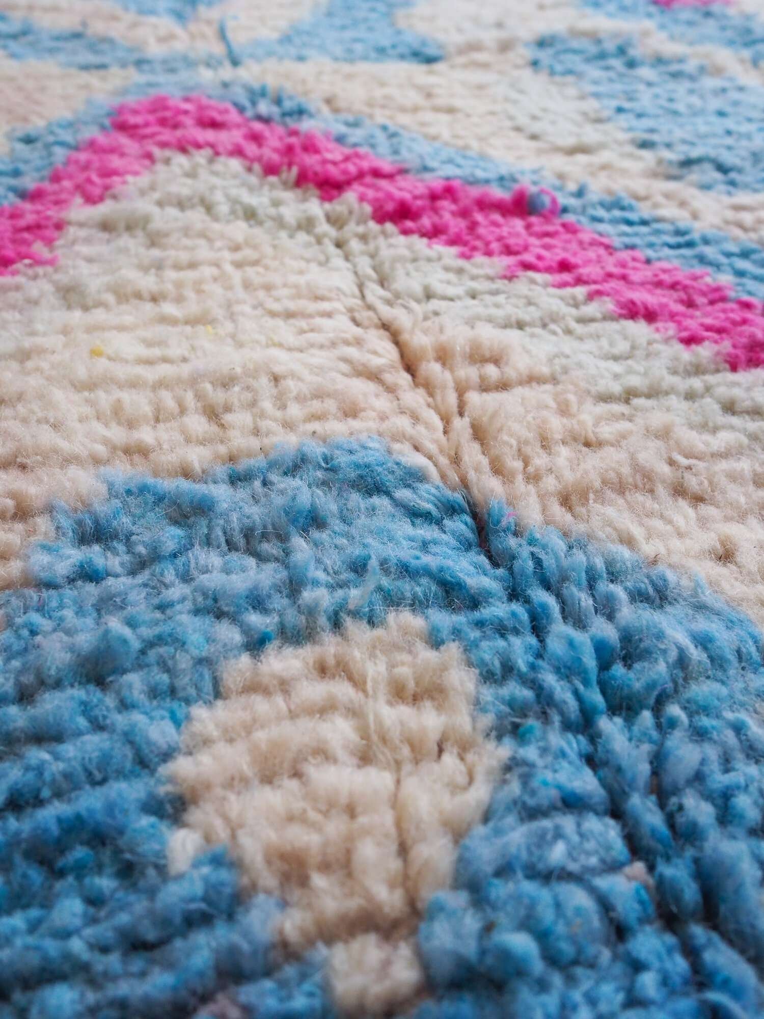 aventyr-moroccan-boujad-wool-rug-hidden-diamond-under-the-ocean-2.jpeg