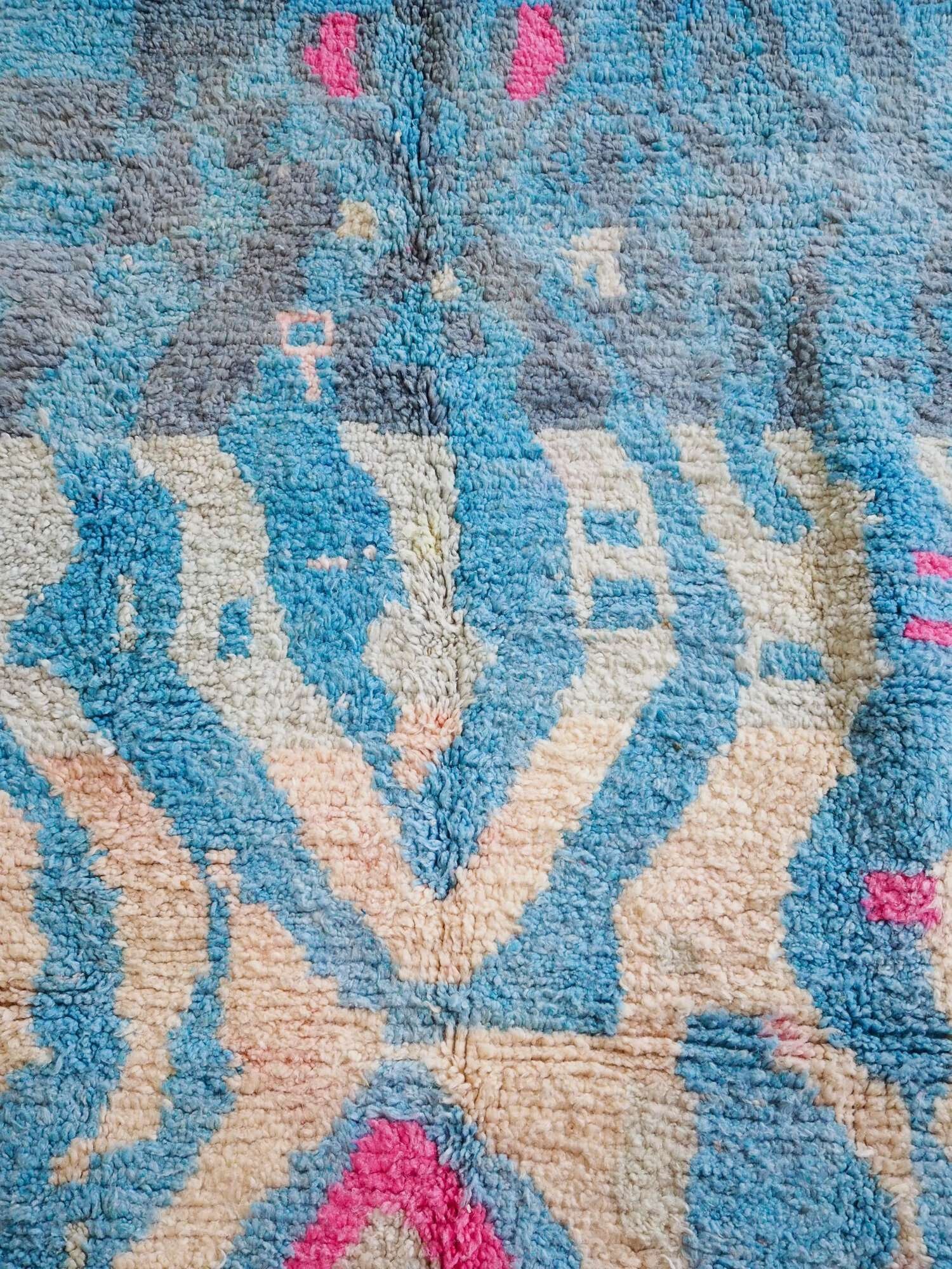 aventyr-moroccan-boujad-wool-rug-hidden-diamond-under-the-ocean-4.jpeg