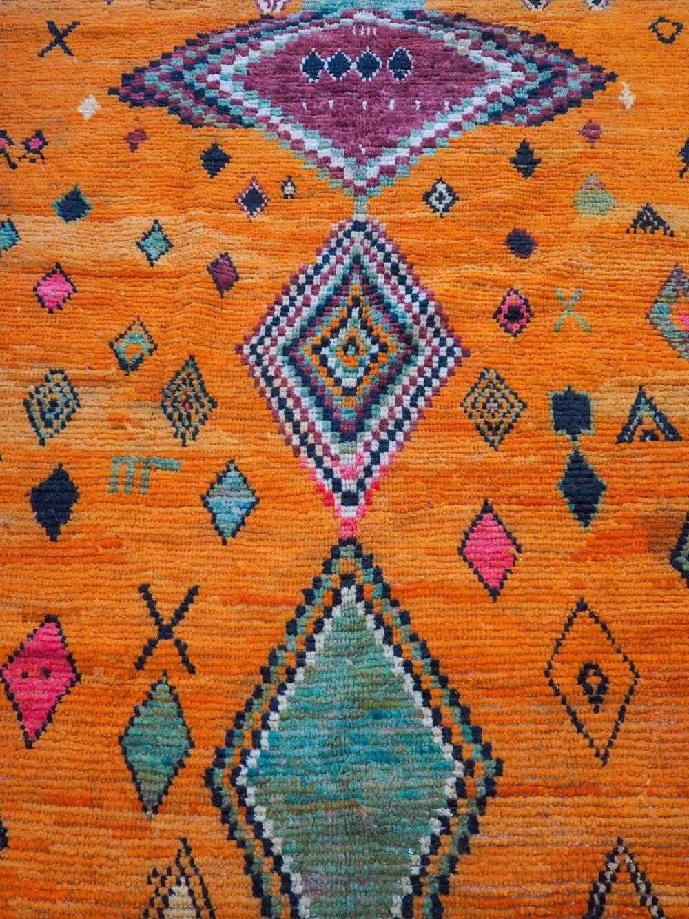 aventyr-moroccan-boujad-wool-rug-masam-3.jpg