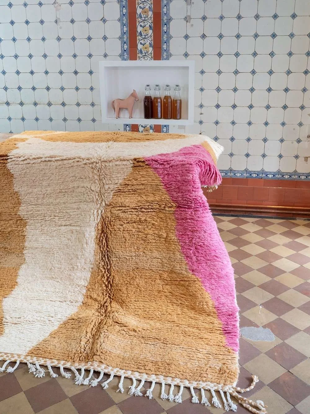 aventyr-moroccan-boujad-wool-rug-amara-2.jpg