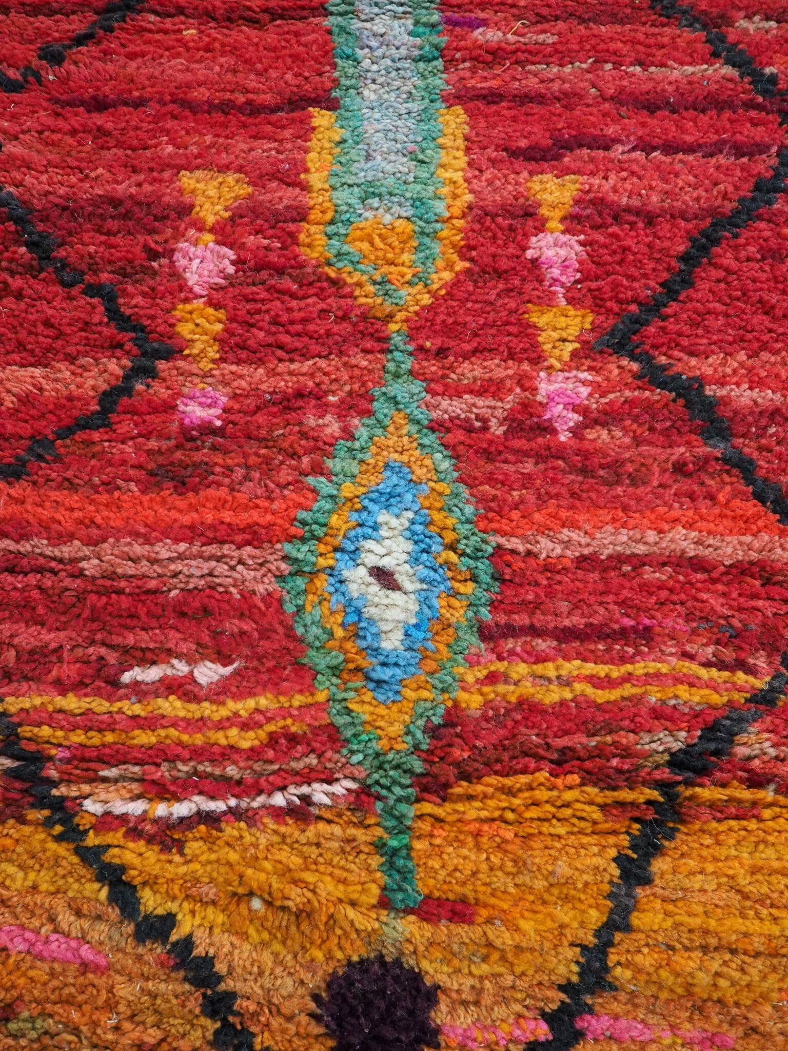 aventyr-moroccan-boujad-wool-runner-lava-stream-5.jpg